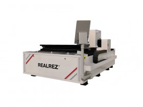ОПТОВОЛОКОННЫЙ ЛАЗЕРНЫЙ СТАНОК ДЛЯ РЕЗКИ МЕТАЛЛА REALREZ OFL 2000 Вт
