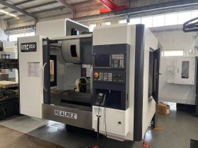 Фрезерный обрабатывающий центр с ЧПУ VMC850 (Siemens 828D)